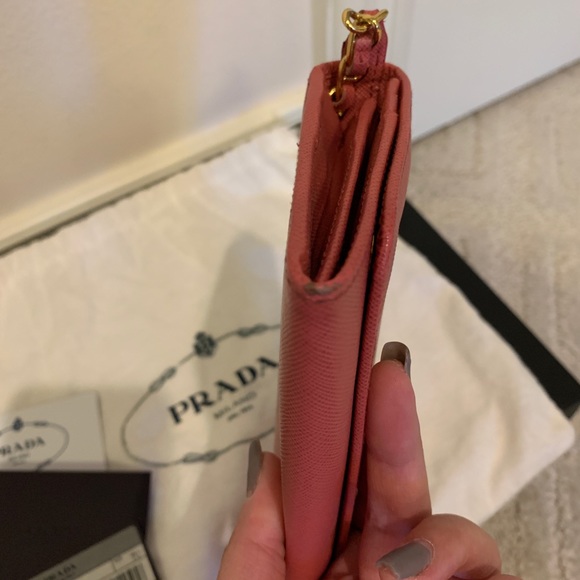 Prada WOC saffiano leather - Picture 5 of 6